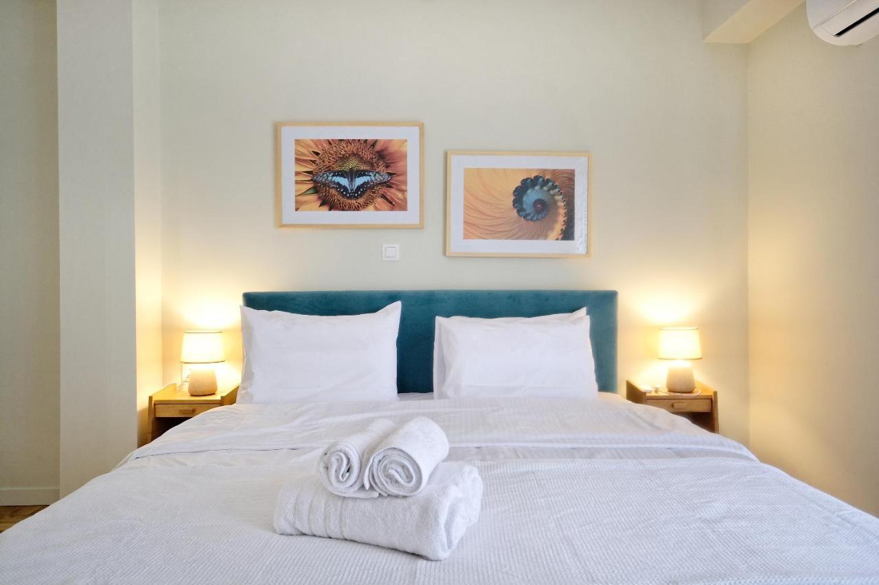 Modern Comfort Meets Bohemian Vibes In Exarcheia Appartement *